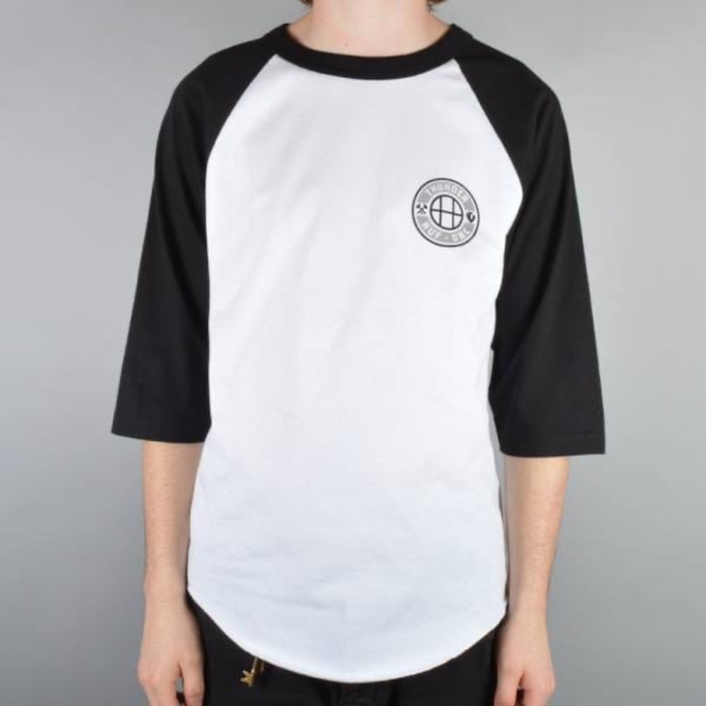 THUNDER TRUCKS
Thunder x Huf Mainline 3/4 Sleeve T-Shirt XL open to offers!